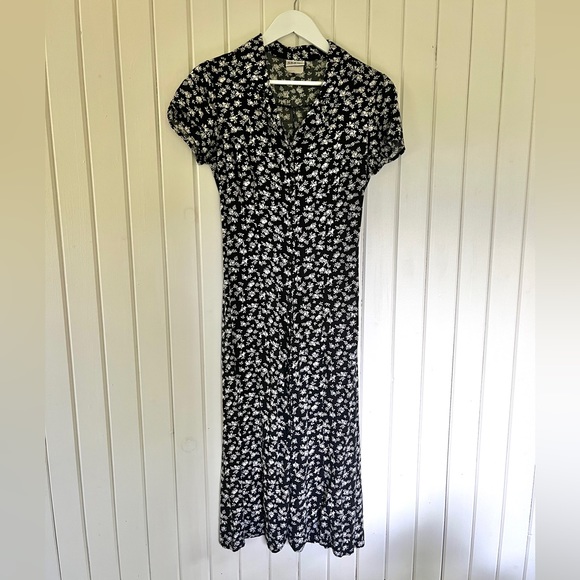 90s Button Down Dress - Picture 2 of 6